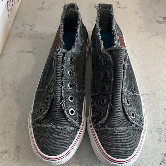 Blowfish Gray Hipster NIB 8 - Picture 10 of 10